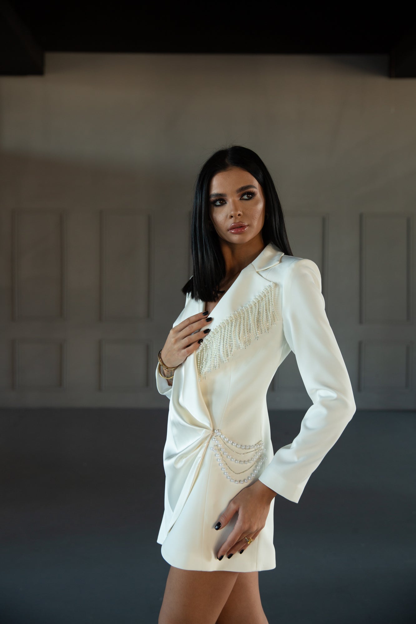 Rochie Sacou Mini Drapata cu Aplicatii Perle, Yvy