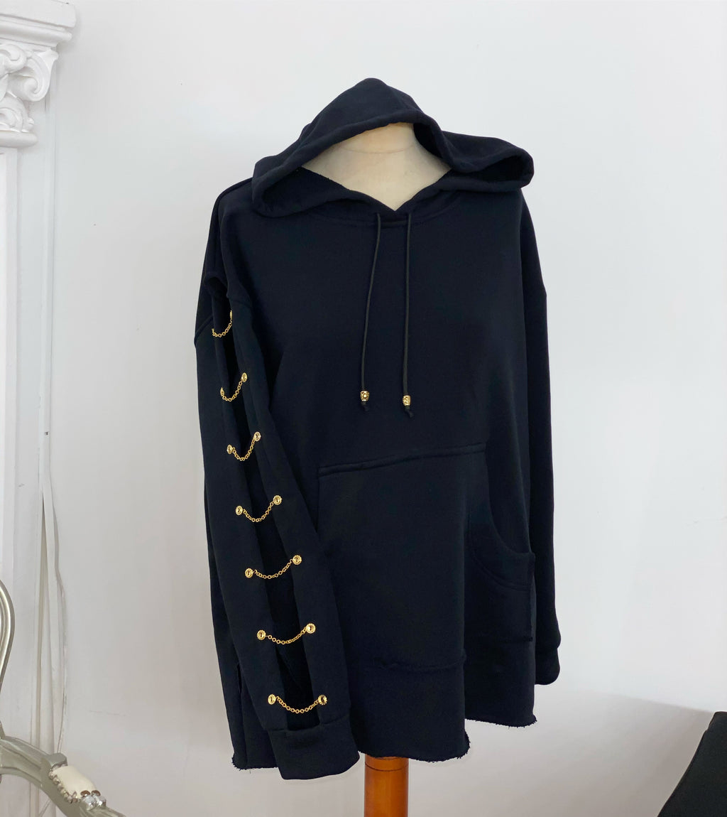 Hoodie bumbac negru cu aplicatii aurii