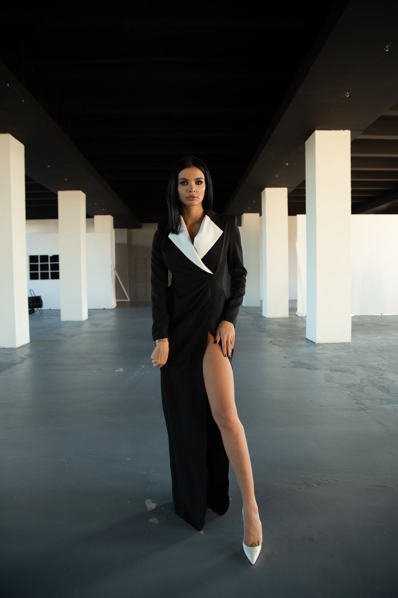Rochie Maxi cu Rever Contrast si Slit Frontal, Adelyn