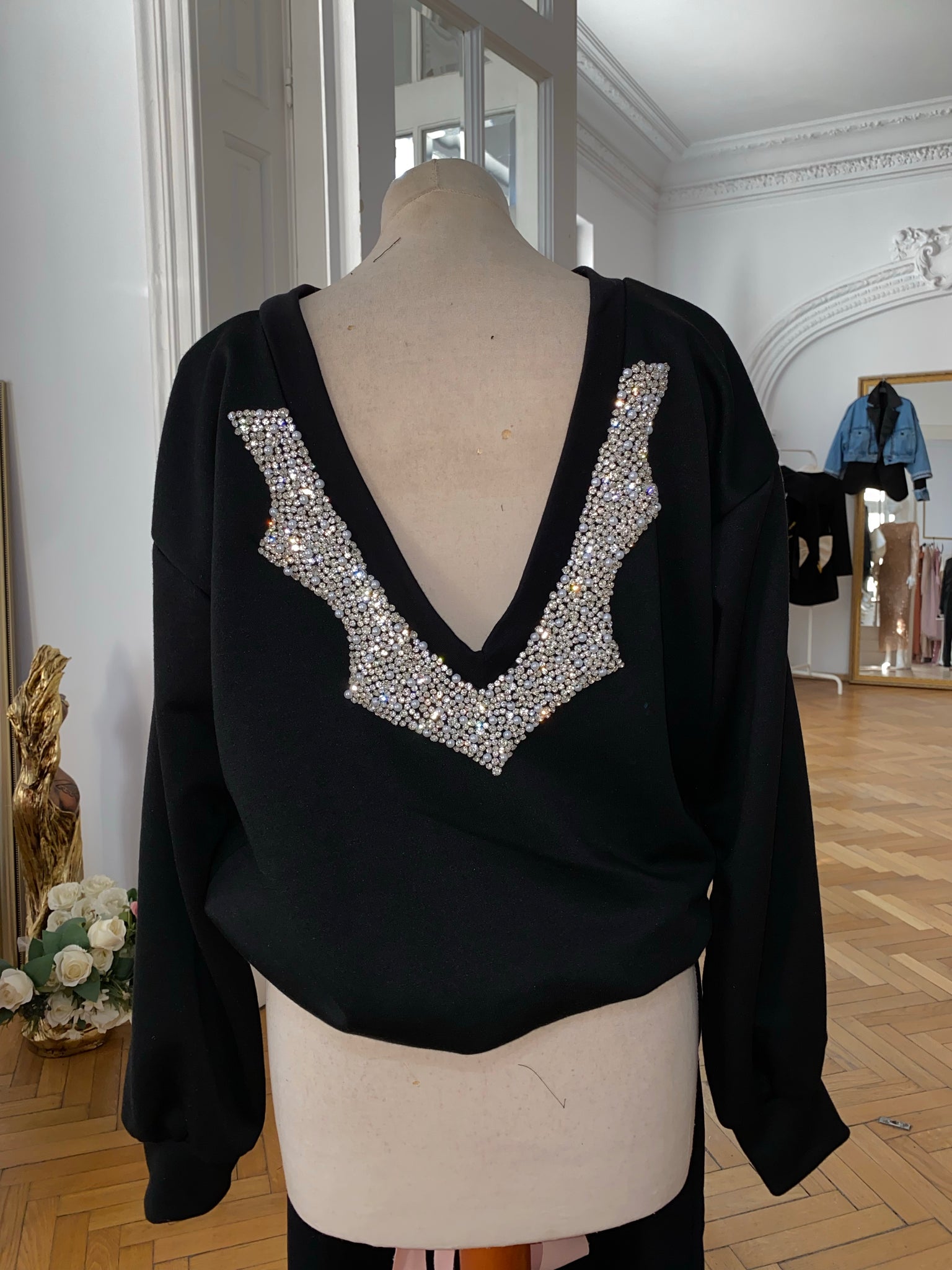 Precious Sexy Back Black